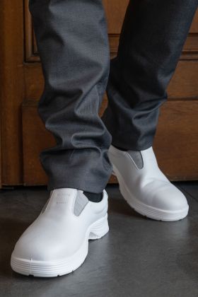 Fine Dining What Are The Best Shoes For Waitresses SAFETY SHOES L